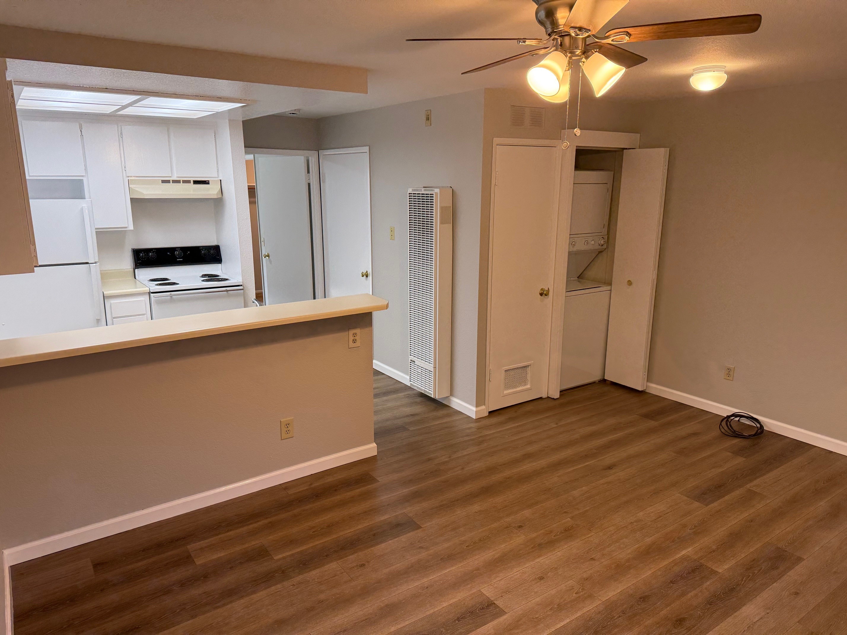 833 Russell Avenue, Unit 3